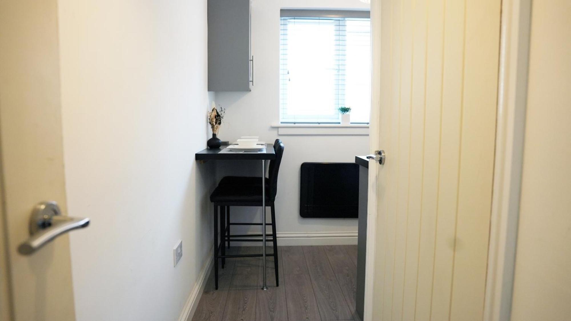 Centre House, Parking With Ev, Free Wifi, Netflix